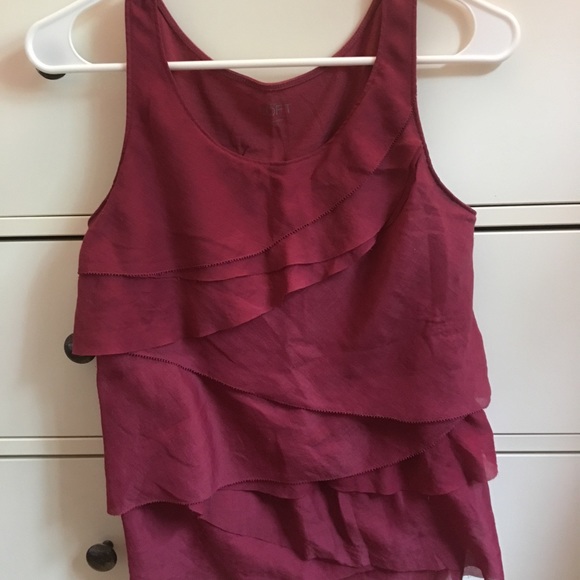 Loft XS Raspberry Ruffle Tank - Picture 3 of 4